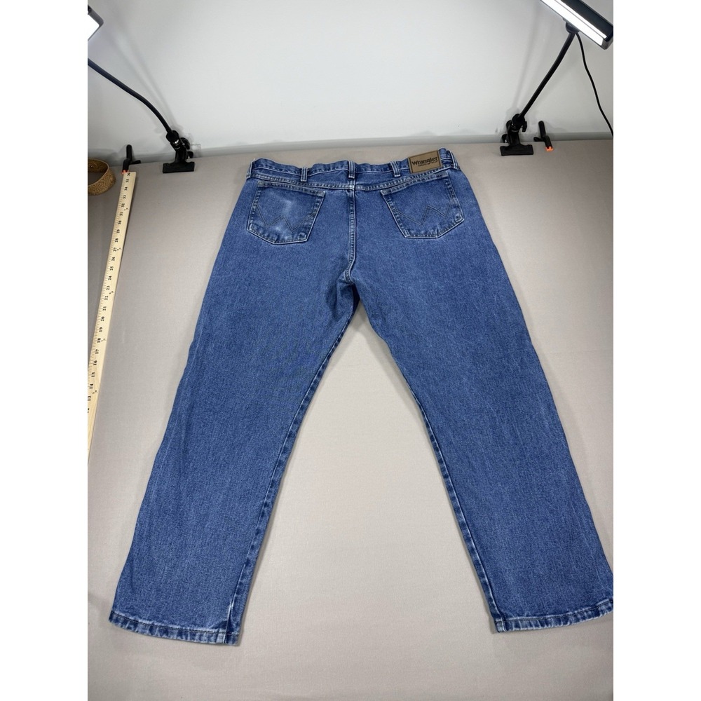Wrangler Jeans Men's 40X29 Blue Denim Medium Wash Rugged Wear Embroidered W - Picture 5 of 12